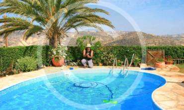 How to install a suction pool cleaner